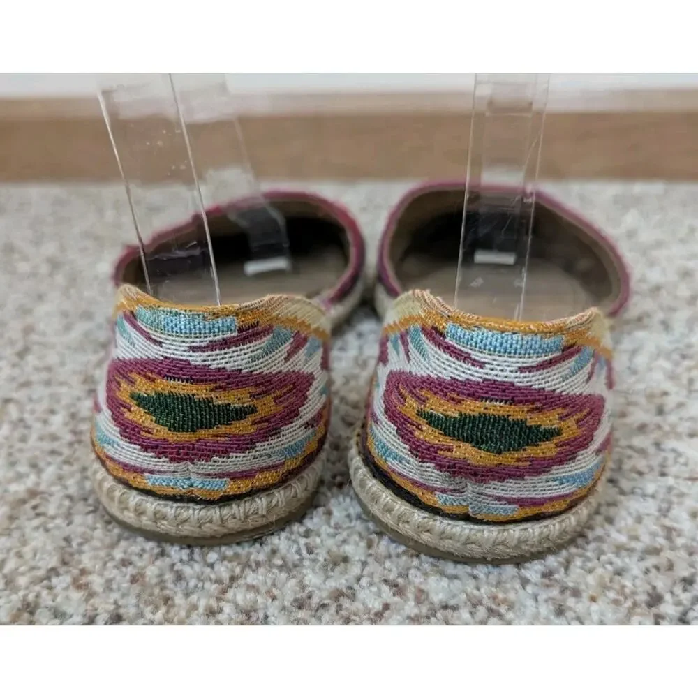 Kaanas Espadrille Sz 8 (39) Flat Sandals Vibrant Aztec Southwest Colors Slip-On